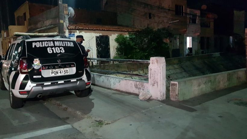 Jovem de 24 anos é morta a tiros ao sair da casa da manicure