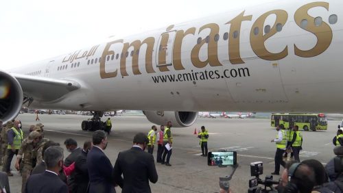 Avião com doses da vacina de Oxford desembarcaram em São Paulo nesta sexta-feira (22). (Foto: reprodução)