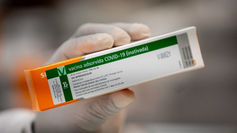 Justiça determina que Governo Federal envie 25 mil doses da CoronaVac ao Ceará