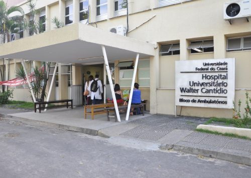 Fachada do Hospital Universitário Walter Cantídio. (Foto: divulgação)
