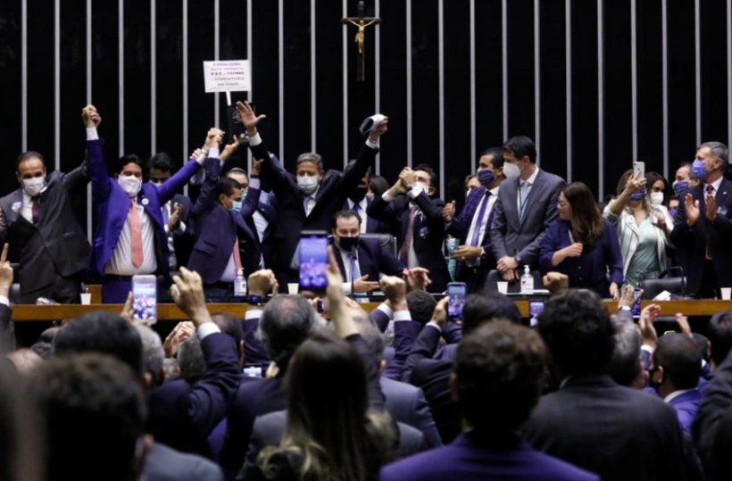 Confira como votaram os deputados cearenses na eleição da Câmara