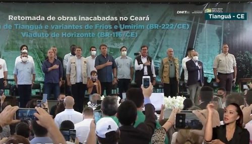 Ao vivo: Bolsonaro assina ordens de serviço em Tianguá