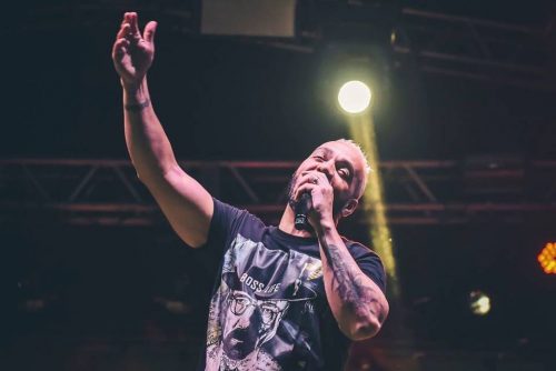 Belo pede desculpas a Rodrigo Faro após ser preso