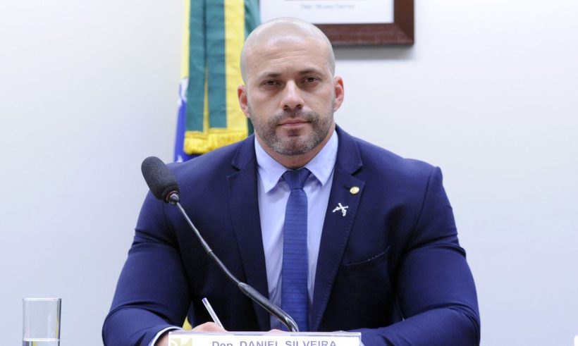 Relator pede suspensão do mandado de Daniel Silveira por seis meses