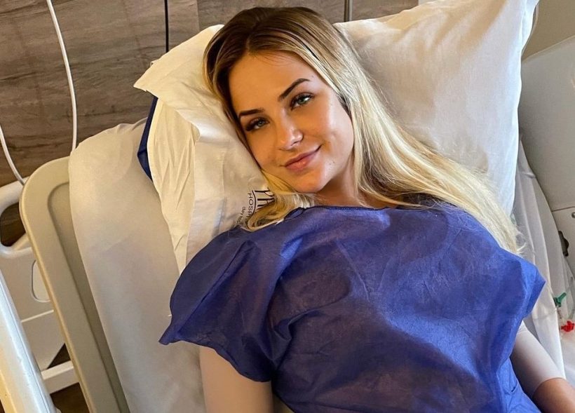 Gabi Martins realiza procedimento cirúrgico para colocar próteses nos seios