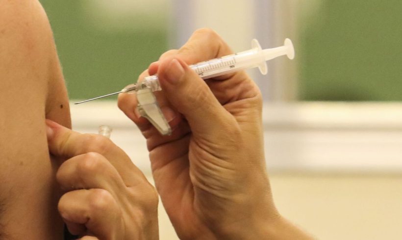 Brasil já aplicou mais de 300 milhões de doses de vacinas contra covid