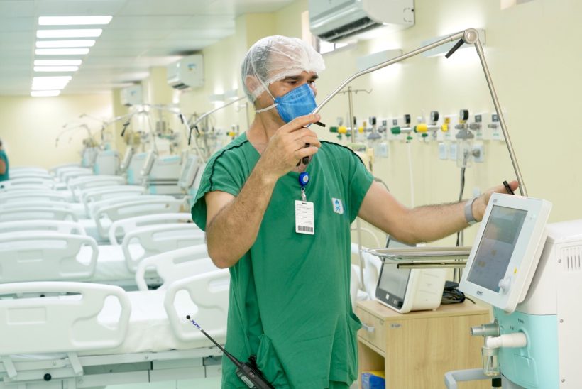 NOVOS LEITOS DE UTI DO HOSPITAL ESTADUAL LEONARDO DA VINCI; SAUDE;SESA;INFRAESTRUTURA NA SAUDE;MEDIDAS DE COMBATE A COVID 19;CORONAVIRUS;UNIDADE HOSPITALAR;LEITOS; FOTO © CARLOS GIBAJA/ GOV. DO CEARÁ