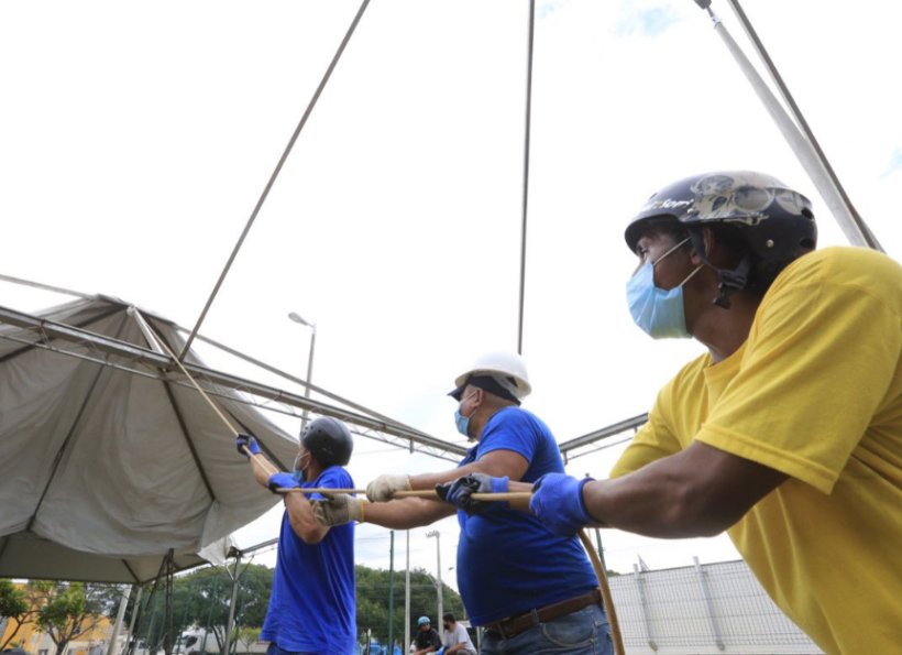 Governo do Ceará começa a montar hospital de campanha no Cariri