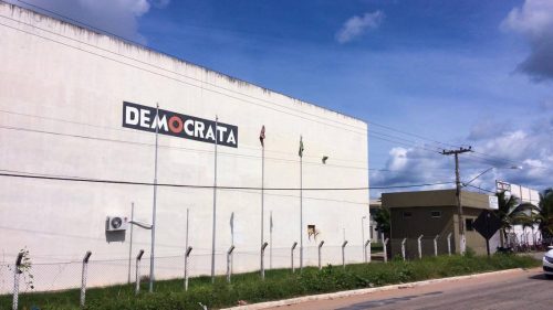 Fábrica Democrata ameaça fechar caso lockdown continue em Santa Quitéria