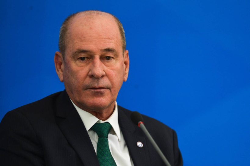 Fernando Azevedo e Silva é demitido do Ministério da Defesa