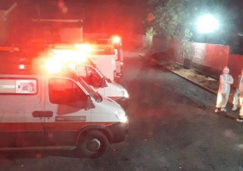 Ambulâncias com pacientes infectados pela covid fazem fila em São Benedito