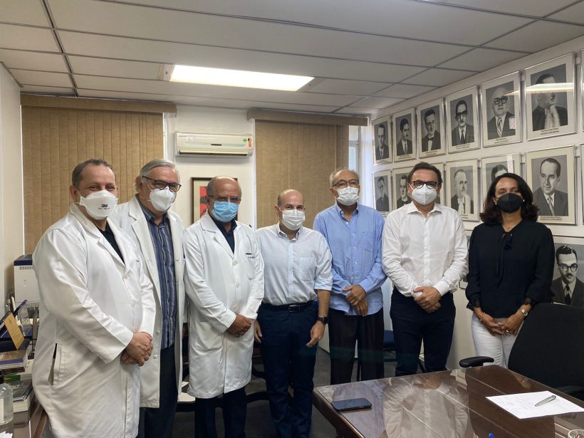Roberto Cláudio participa de encontro no curso de medicina da UFC
