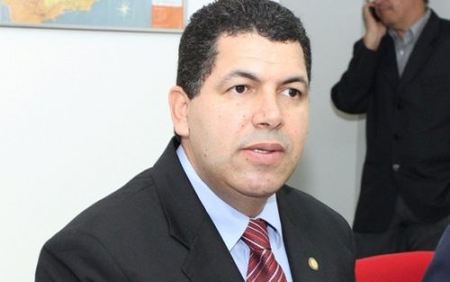 Saumíneo Nascimento