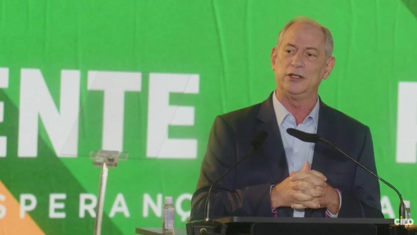 Ciro chama Moro de “lambe-botas” de Bolsonaro e diz que ele é “inimigo da República”