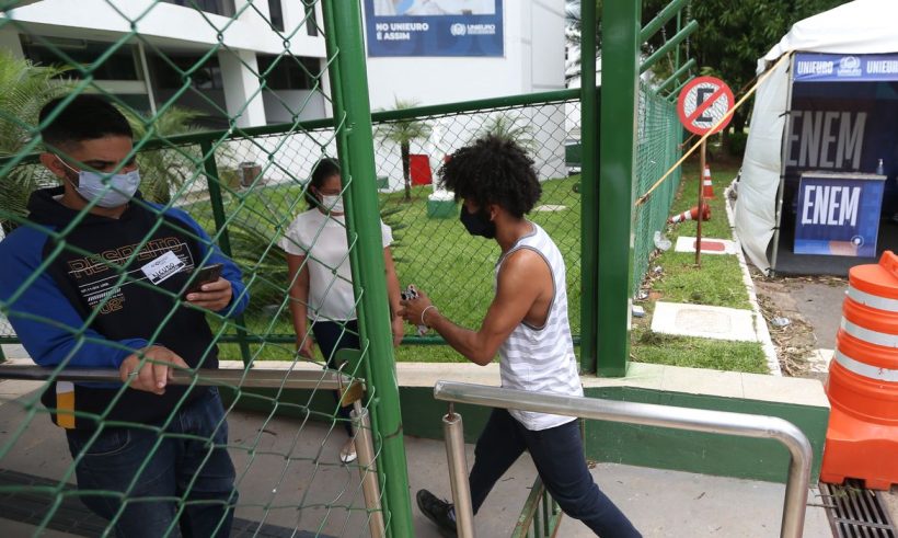 Inscrições para o Enem 2023 começam nesta segunda-feira