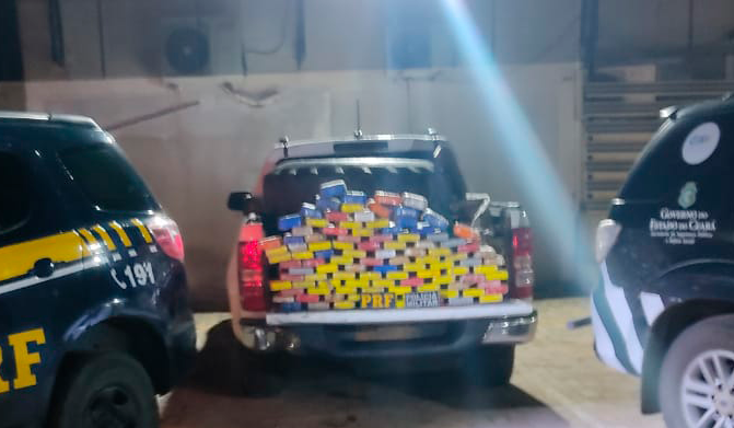 Operação apreende drogas escondidas em pneus de trator durante abordagem em Viçosa do Ceará