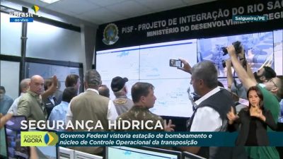 Bolsonaro chega ao Ceará para terceira visita desde a posse