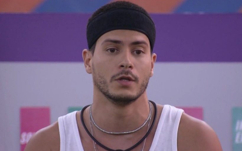BBB 22: Arthur Aguiar ameaça deixar reality após perder prova do líder