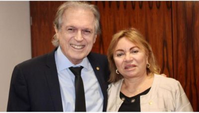 Presidente nacional do União Brasil, Luciano Bivar, e suplente de deputada, Gorete Pereira. (Foto: reprodução)