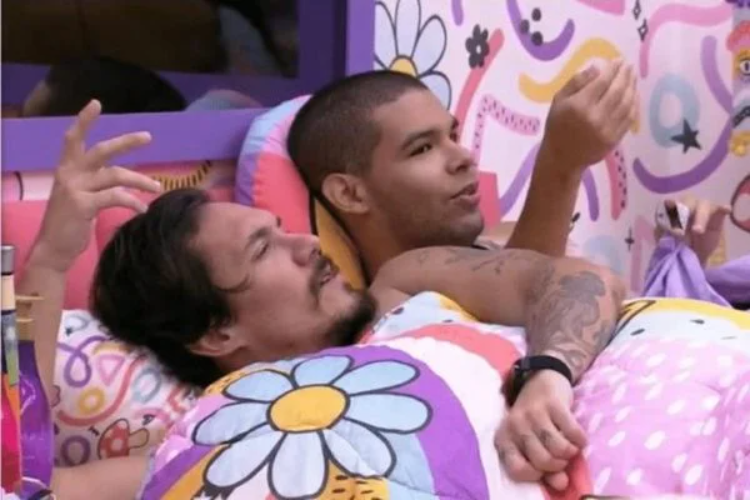 Vyni faz proposta para Eliezer e brother retruca: “Olha hein, você me respeita”