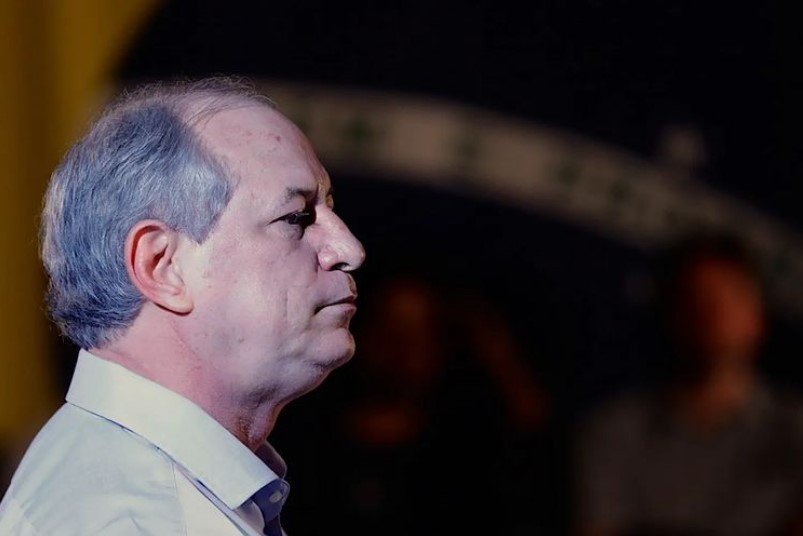 Ciro Gomes aparece com 4,5% das intenções de voto na nova pesquisa CNT/MDA