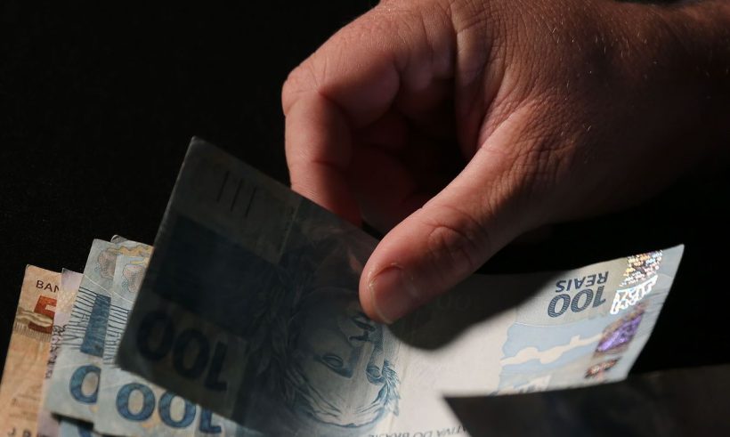 Justiça do Ceará nega suspensão da Taxa do Lixo cobrada pela Prefeitura de Fortaleza