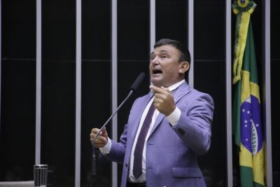 Nelho Bezerra faz primeiro discurso na Câmara dos Deputados. (Foto: Paulo Sergio/Câmara dos Deputados)