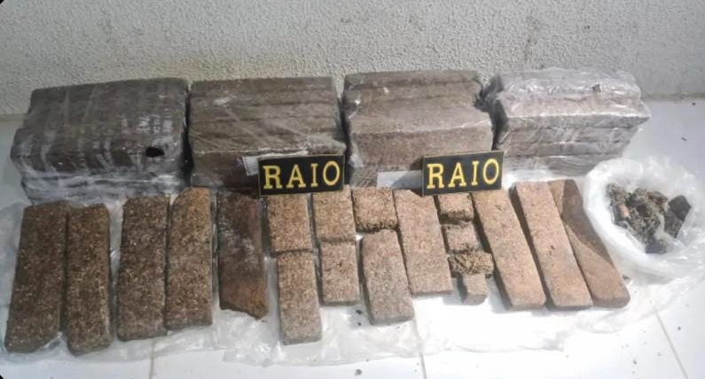 Polícia Militar apreende 45kg de maconha em forma de tabletes