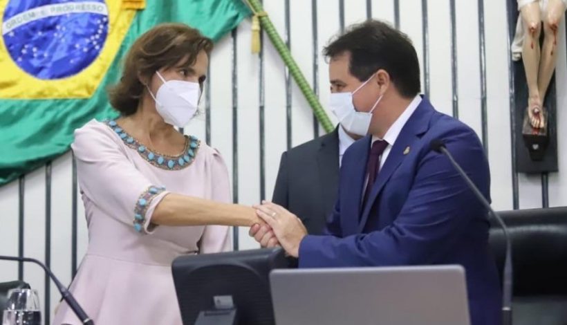 Izolda Cela recebe apoio de deputados e candidatura à reeleição ao Governo avança