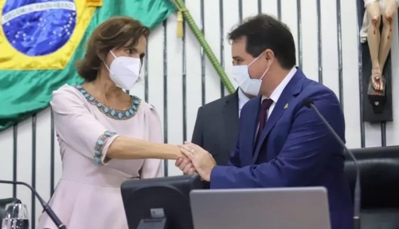 Izolda Cela recebe apoio de deputados e candidatura à reeleição ao Governo avança