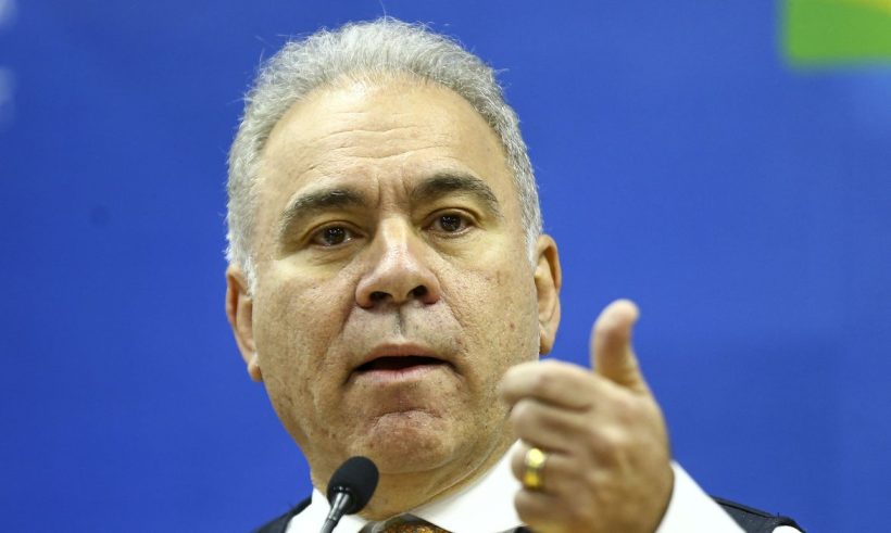 O ministro da Saúde, Marcelo Queiroga, durante coletiva de imprensa para explicar o fim da Emergência em Saúde Pública de Importância Nacional (ESPIN). (Foto: Marcelo Camargo/Agência Brasil)