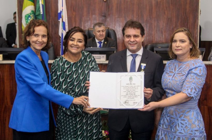 FGs enquadram Evandro Leitão sobre apoio à candidatura de Izolda Cela