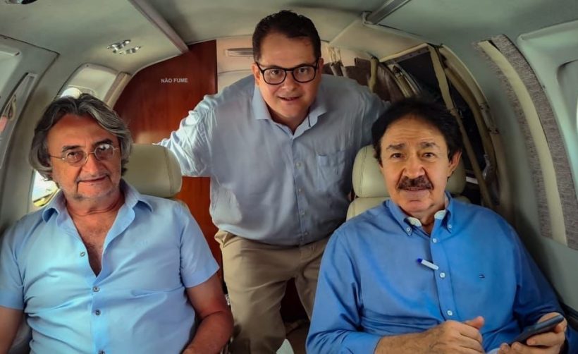Acilon e Raimundo Matos viajam ao Cariri para reunião com lideranças políticas