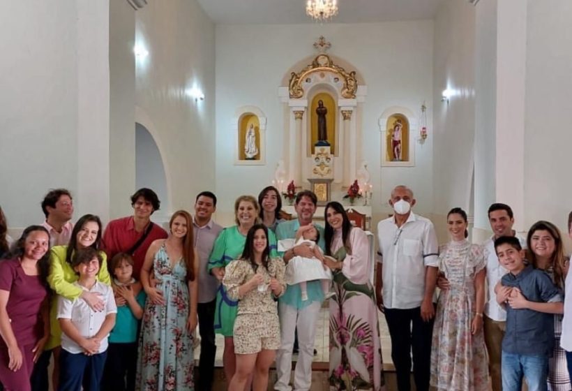 Cid batiza filha na Meruoca