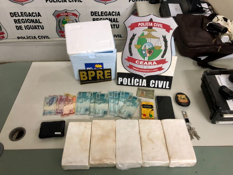 Homem é preso transportando pasta base de cocaína em ambulância do município de Iguatu