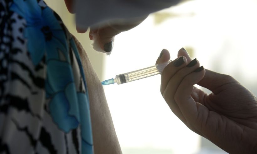 Ministério da Saúde incorpora vacina contra a dengue no SUS