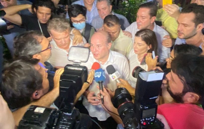 Roberto Cláudio quer conversar com Camilo Santana para manter aliança entre PDT e PT