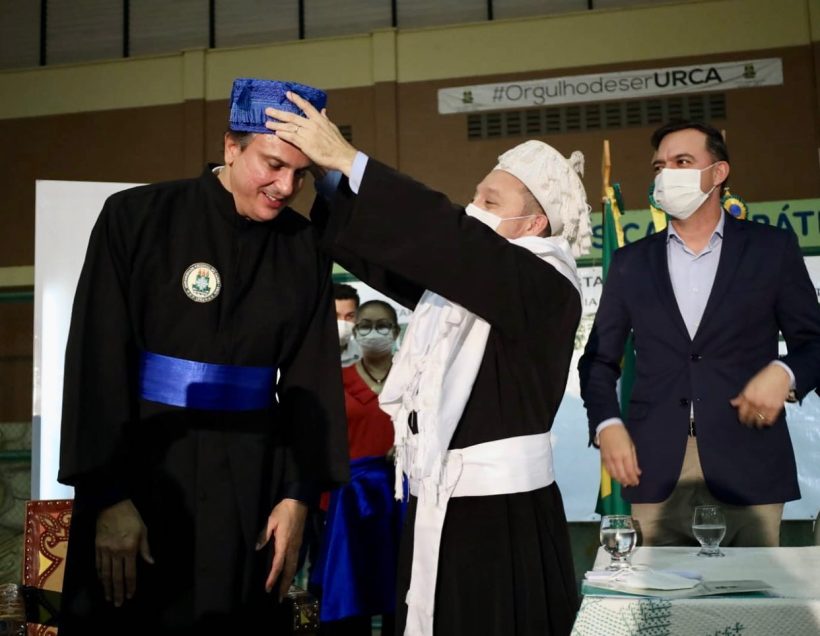 Entrega do Título de Doutor Honoris Causa a Camilo Santana é esvaziada pelos FG