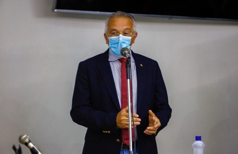 TJCE derruba liminar e permite posse de Giovanni como diretor do HRC