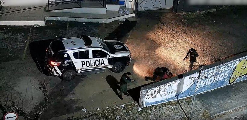 Dois homens são presos e uma arma é apreendida pela Polícia Militar no bairro Dionísio Torres