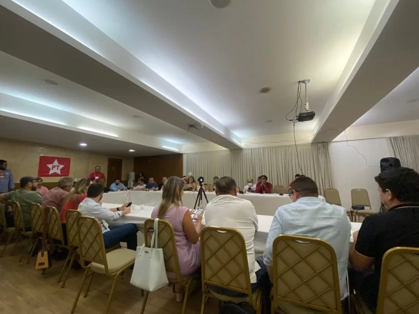 PT Ceará confirma rompimento da aliança com o PDT e lançamento de candidato ao Governo do Ceará