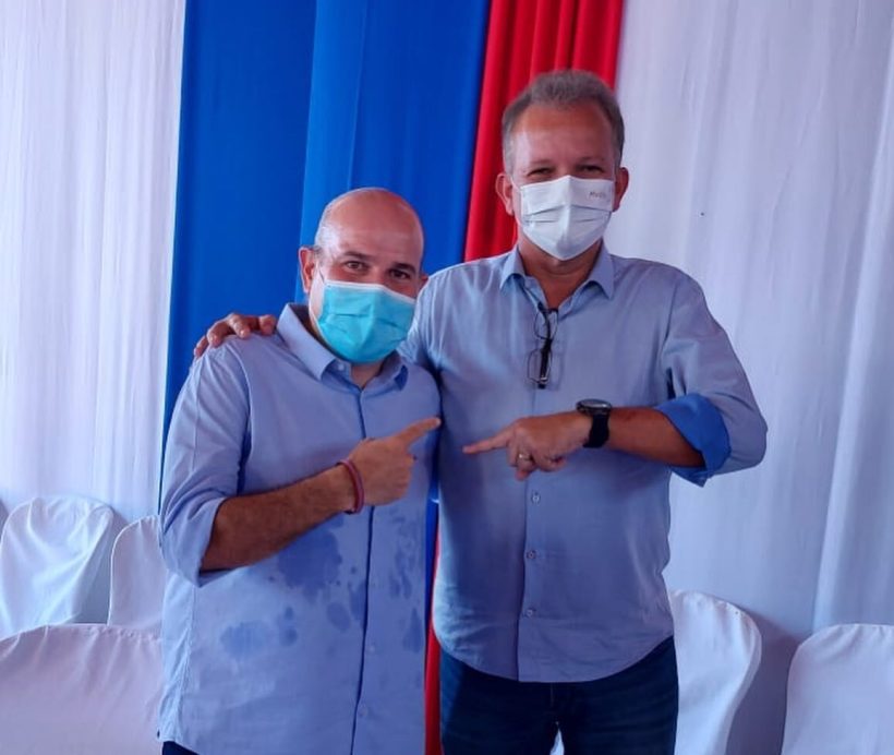 André Figueiredo oficializa candidatura de Roberto Cláudio ao Governo do Ceará em convenção do PDT