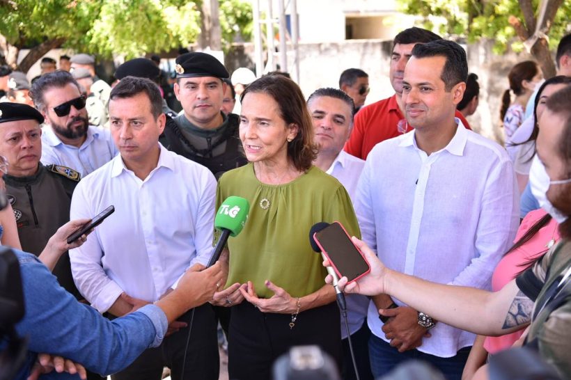 Izolda e Valim  participam de inauguração da Base Comunitária Militar em Caucaia
