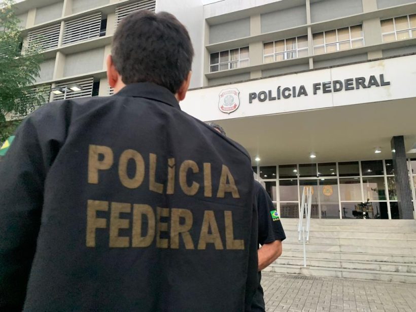 PF cumpre mandado de busca e apreensão em Fortaleza por crime de moeda falsa