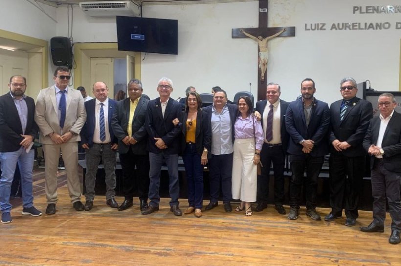 Prefeito de Aracati sofre derrota ao tentar emplacar presidente da Câmara
