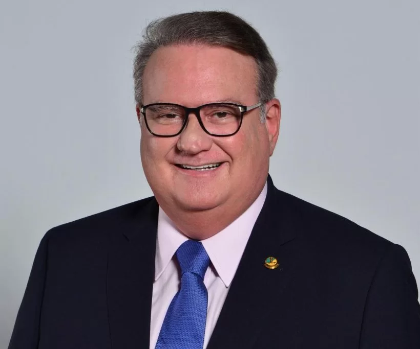 Direção do PSDB, presidida por Chiquinho Feitosa, registra ata da convenção que decidiu pela neutralidade