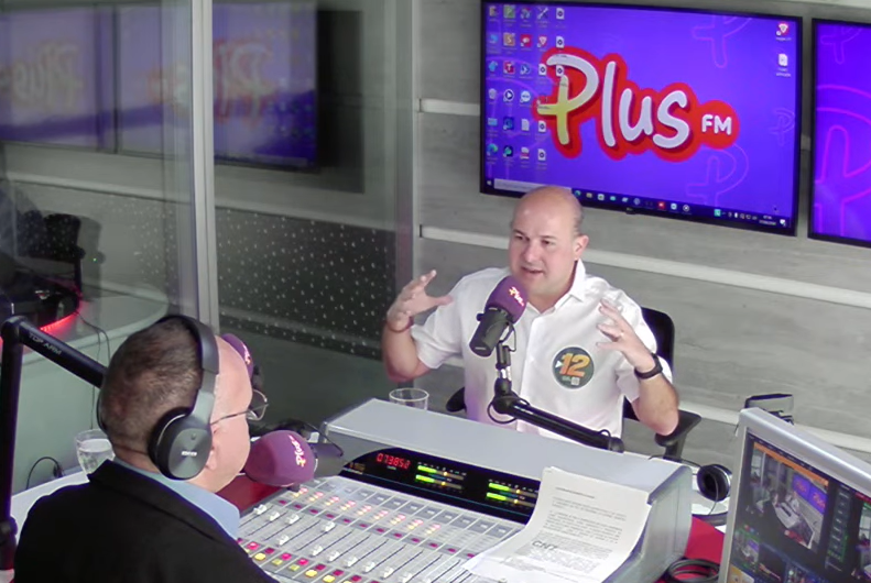 Ceará News no rádio entrevista candidato do PDT ao Abolição Roberto Cláudio