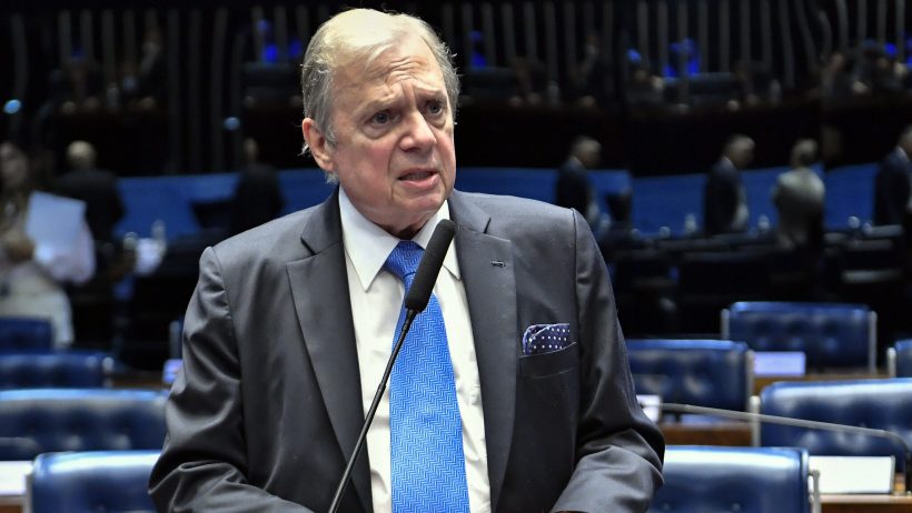 Ex-senador, Tasso Jereissati, doa quase R$ 1 milhão para campanhas a prefeito de Sarto e Emília