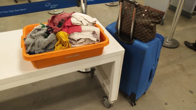 Mulher natural da Guiana é presa no Aeroporto de Fortaleza com cocaína incrustrada em roupas