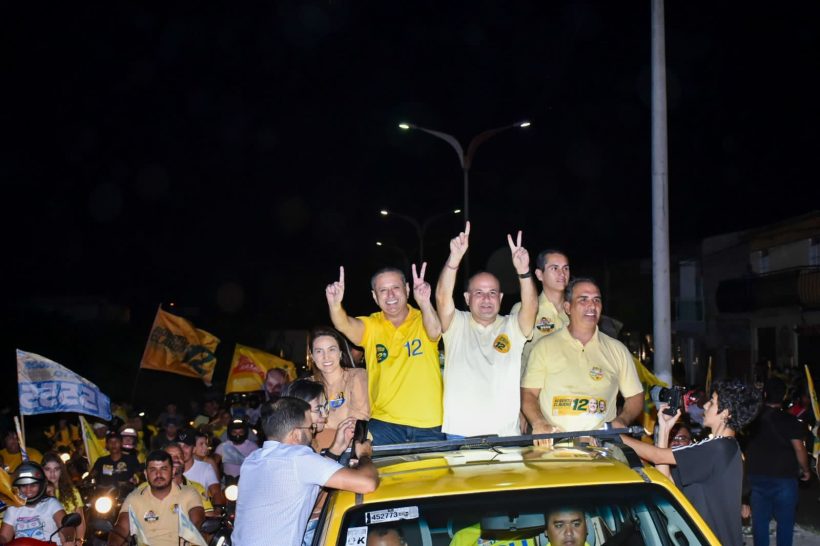 Roberto Cláudio participa de carreata no município de Quixadá